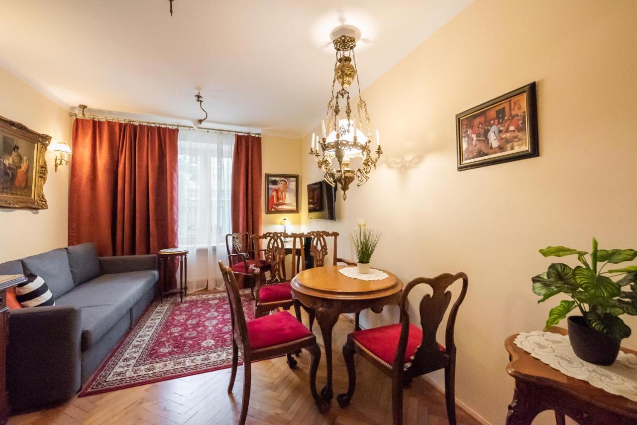 Downtown Antique Apartment Warszawa Exteriör bild